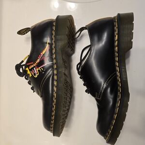 Black Leather Shoes with Graphic Design